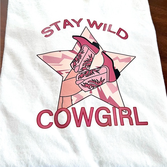 Stay Wild TShirt - Picture 1 of 2